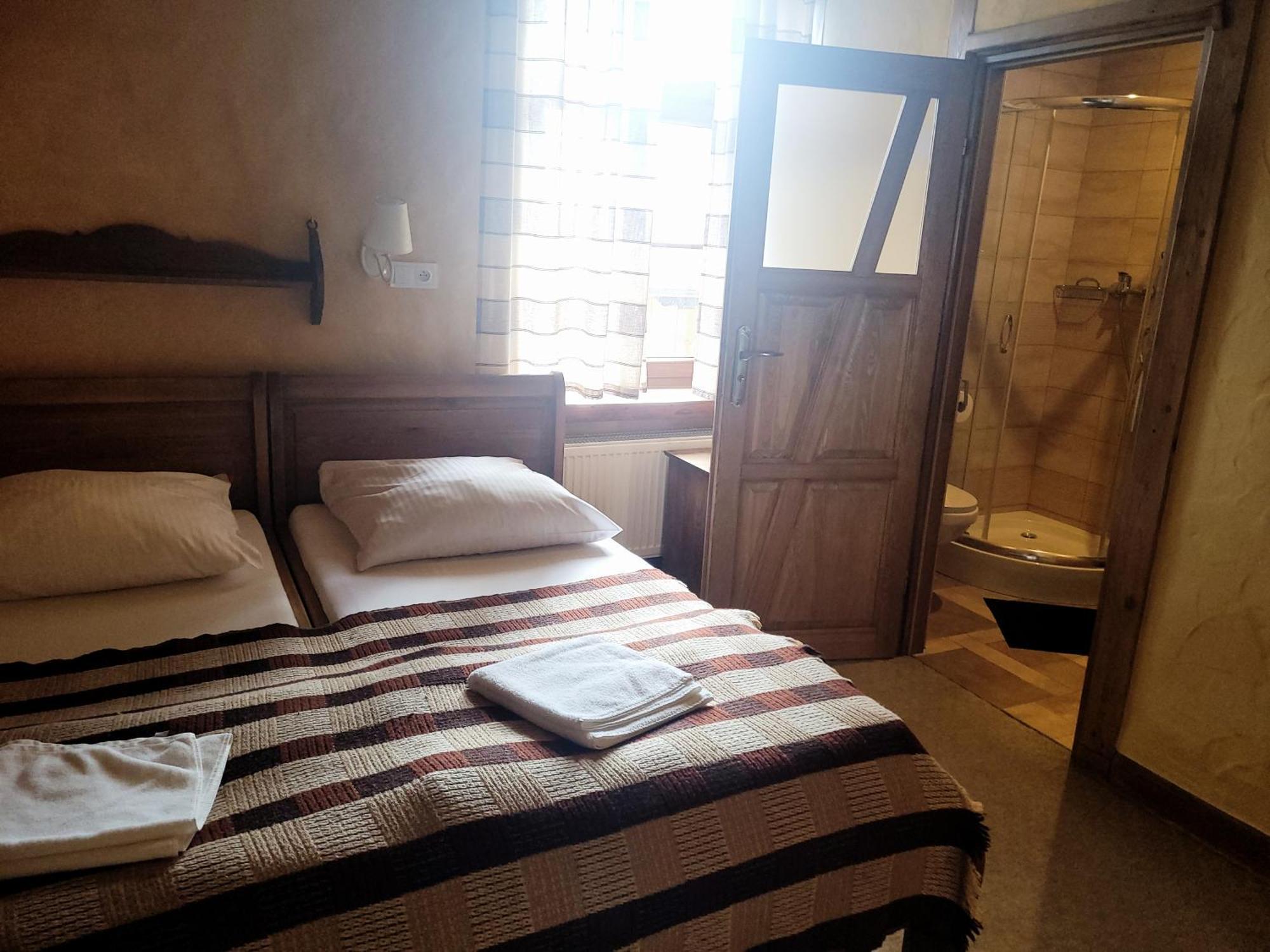 Gosciniec Pod Lipa Bed & Breakfast Szklarska Poreba Phòng bức ảnh