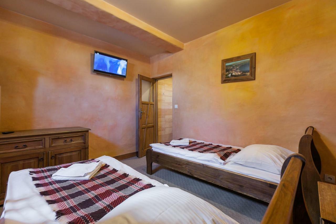 Gosciniec Pod Lipa Bed & Breakfast Szklarska Poreba Ngoại thất bức ảnh
